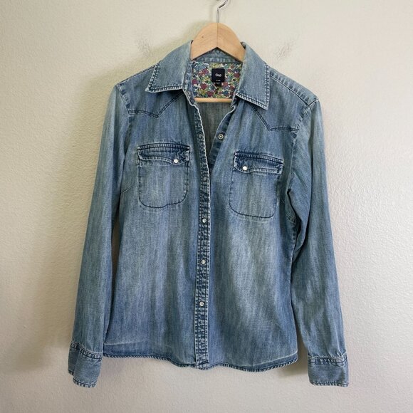 Gap Womens Large Denim Pearl Snap Shirt Long Sleeves Chest Pockets Western Rodeo - Picture 1 of 11